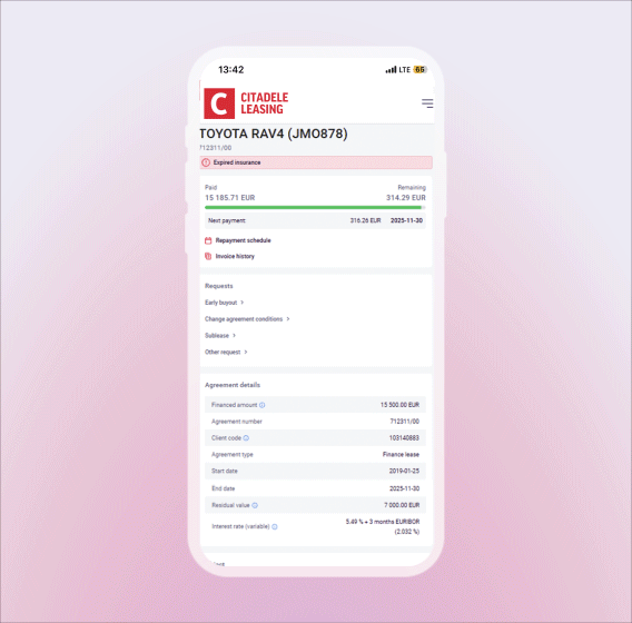Leasing portal (mobile version) displaying leasing agreement details and vehicle information.