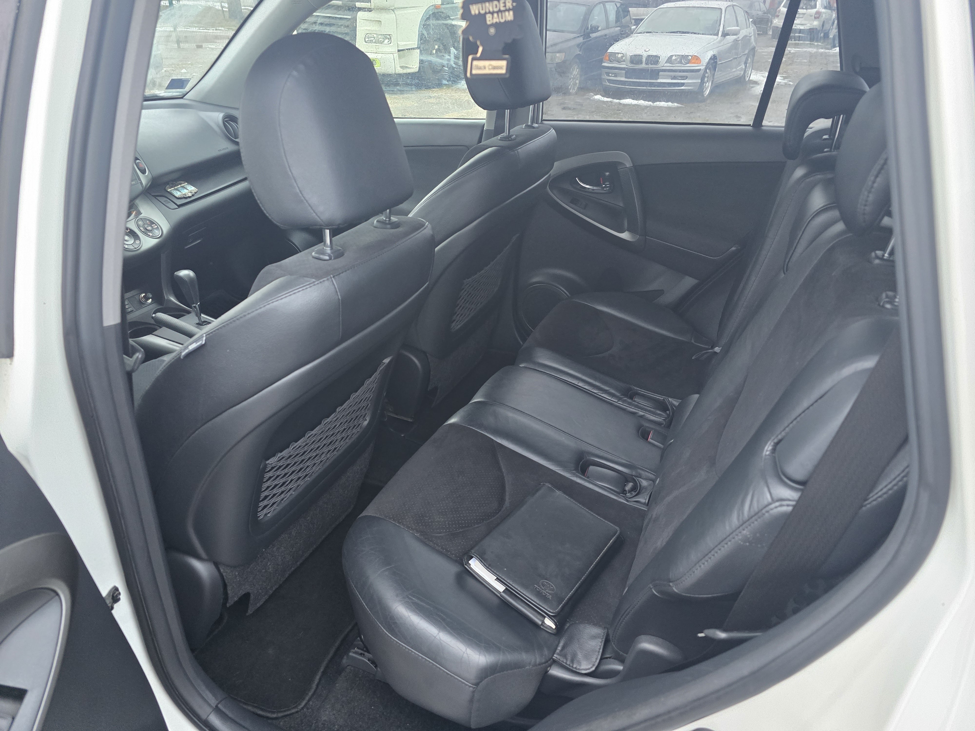 Lengvasis automobilis: Toyota RAV4