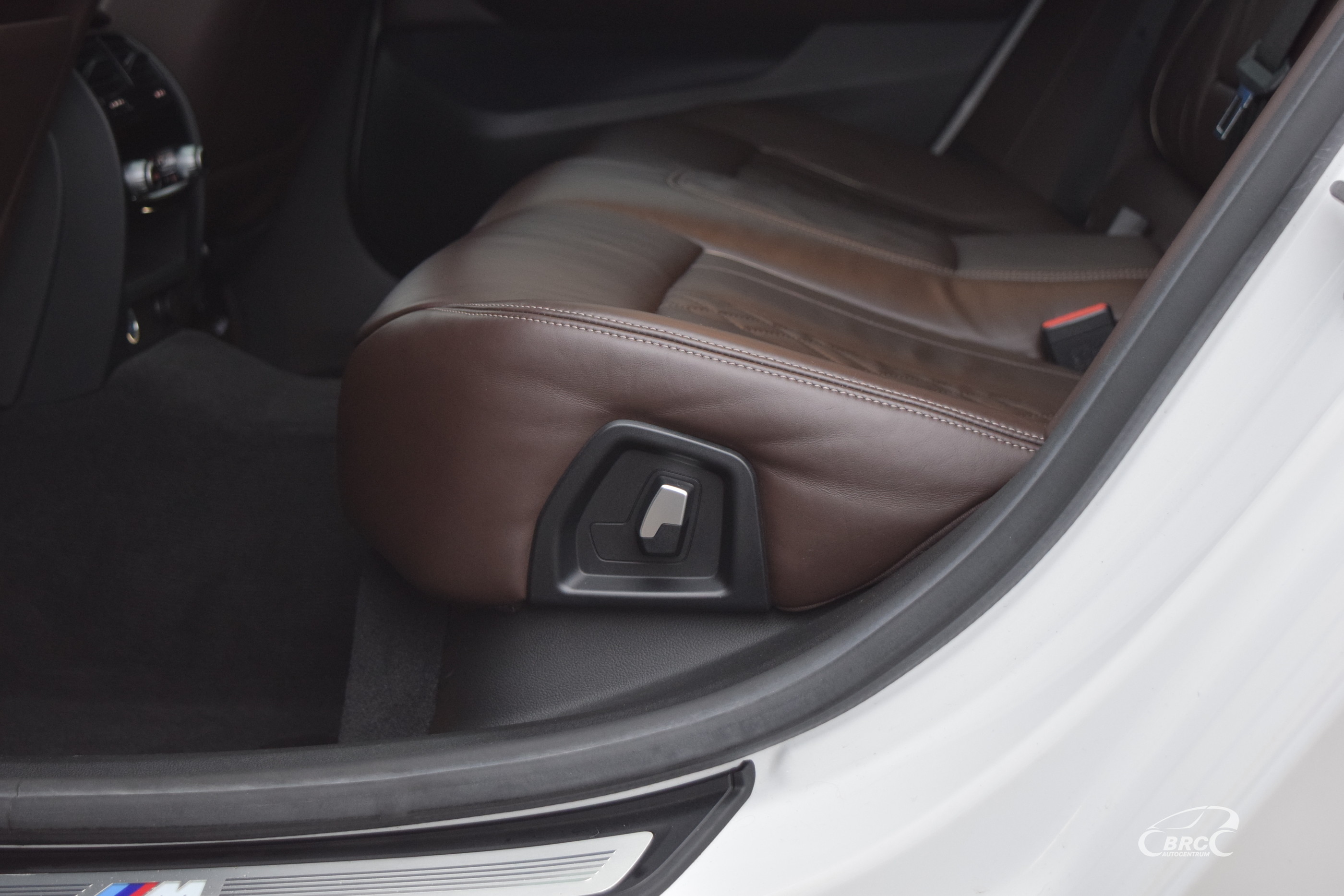Lengvasis automobilis: BMW 630D XDRIVE
