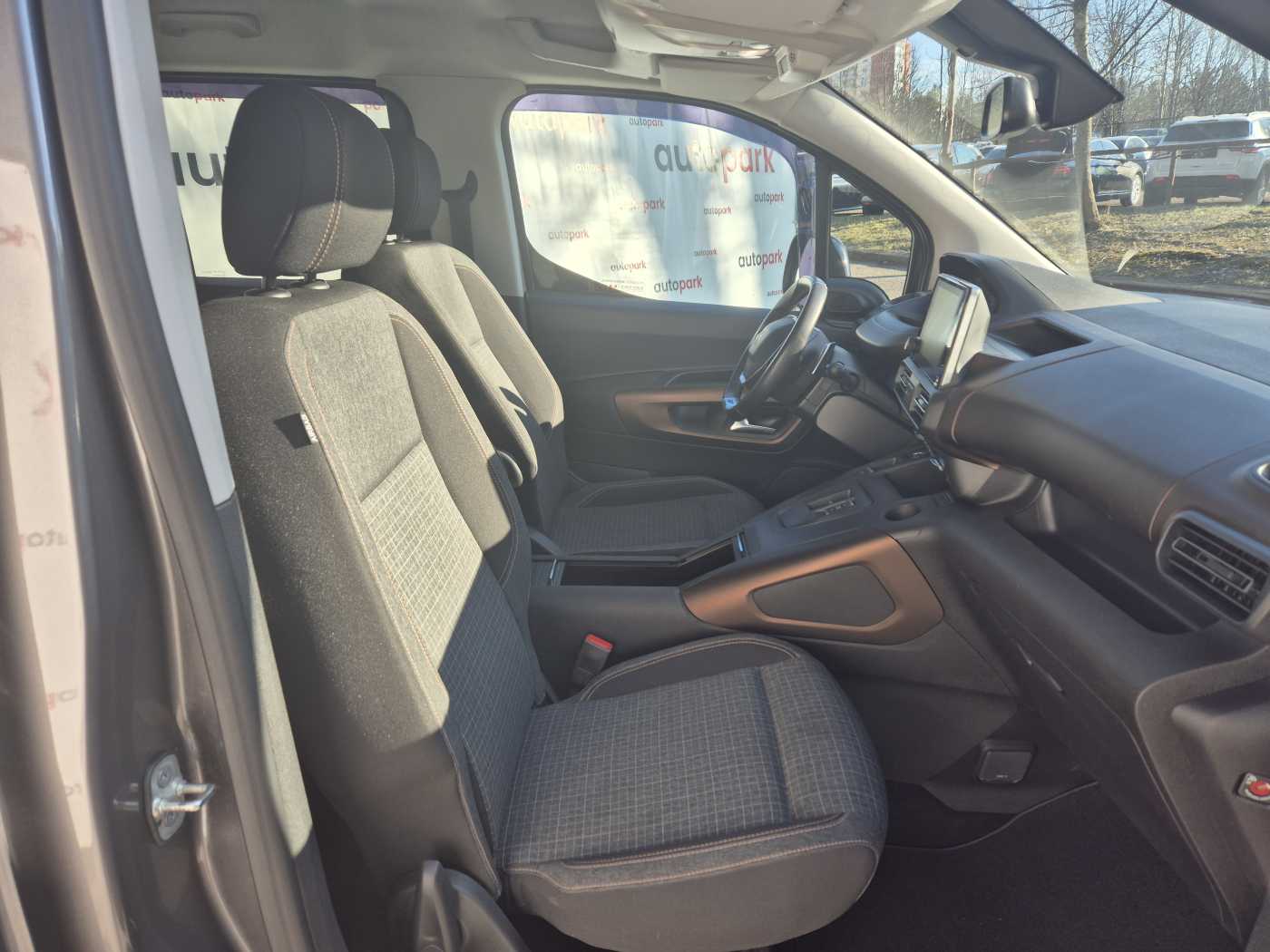 Lengvasis automobilis: Peugeot Rifter GT