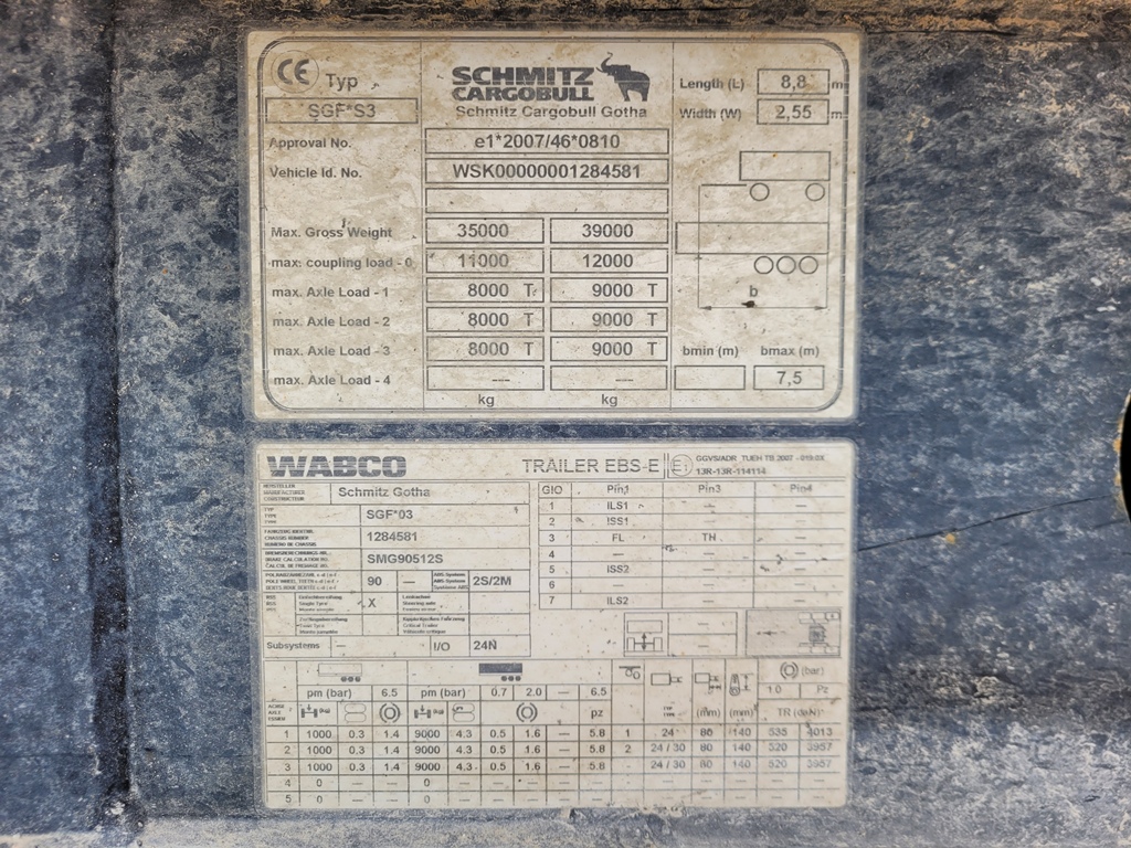 Komercinis transportas: SCHMITZ SKI 24