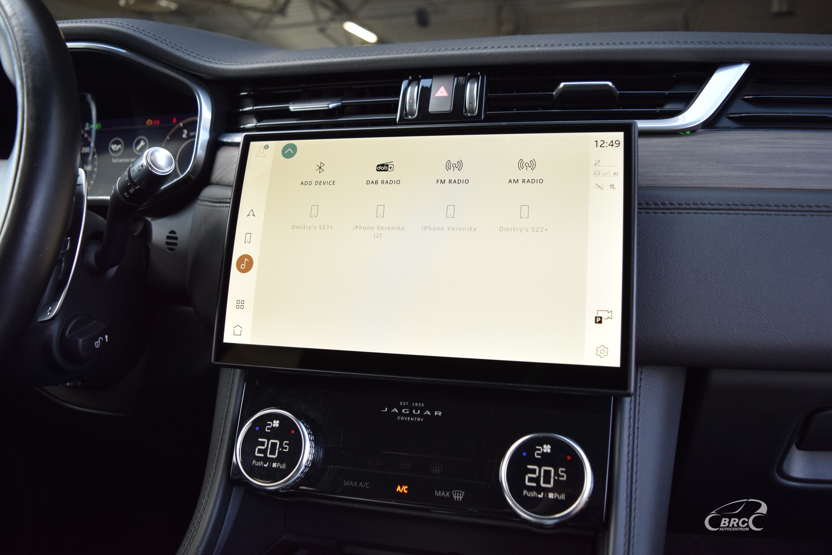 Lengvasis automobilis: Jaguar F-Pace