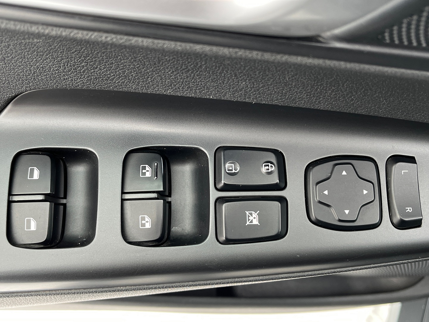 Lengvasis automobilis: Hyundai KONA