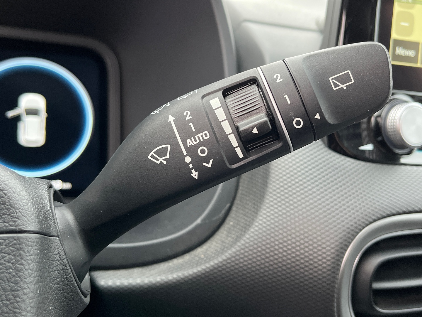 Lengvasis automobilis: Hyundai KONA