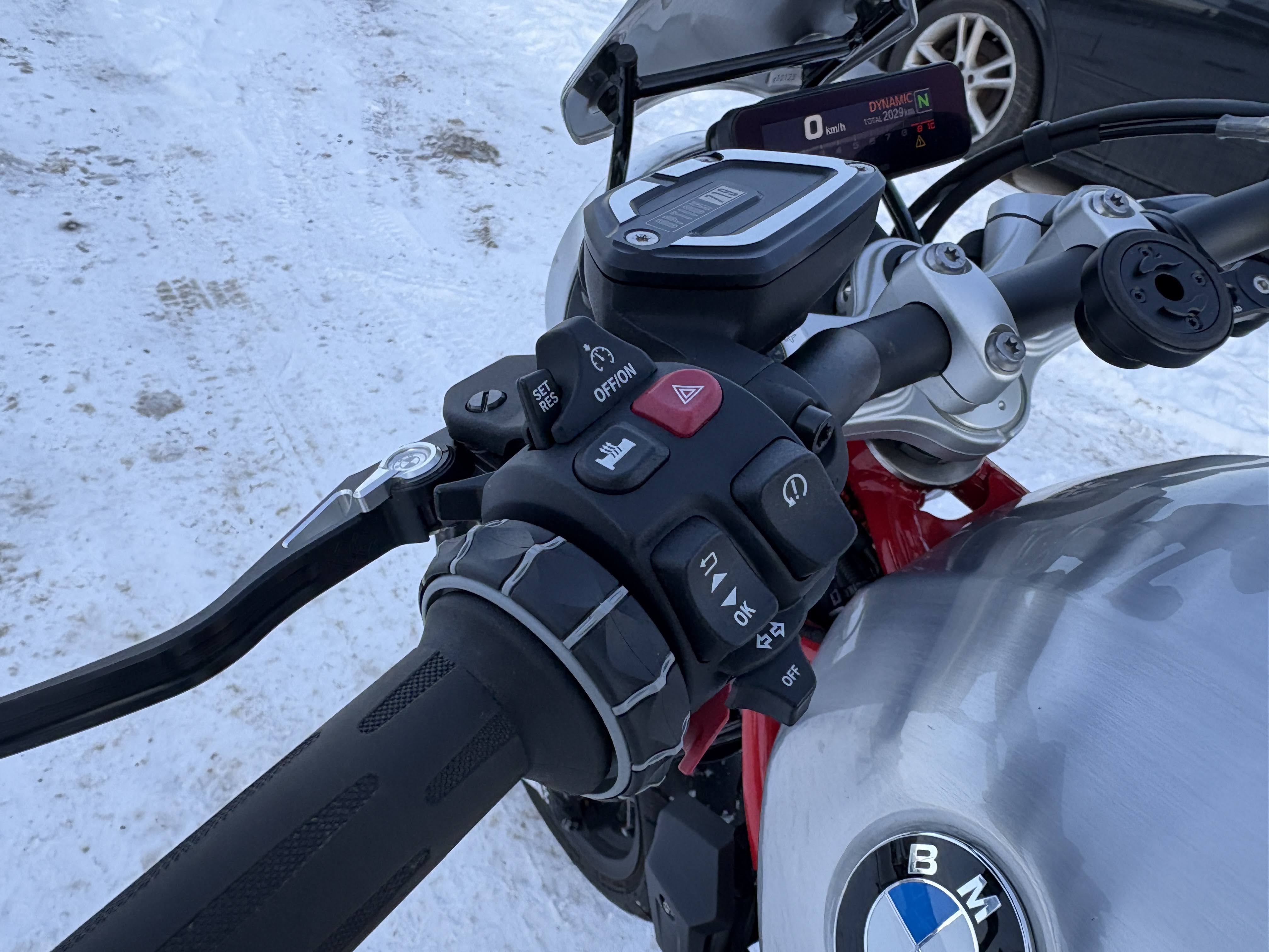 Lengvasis automobilis: BMW R 12 NINET