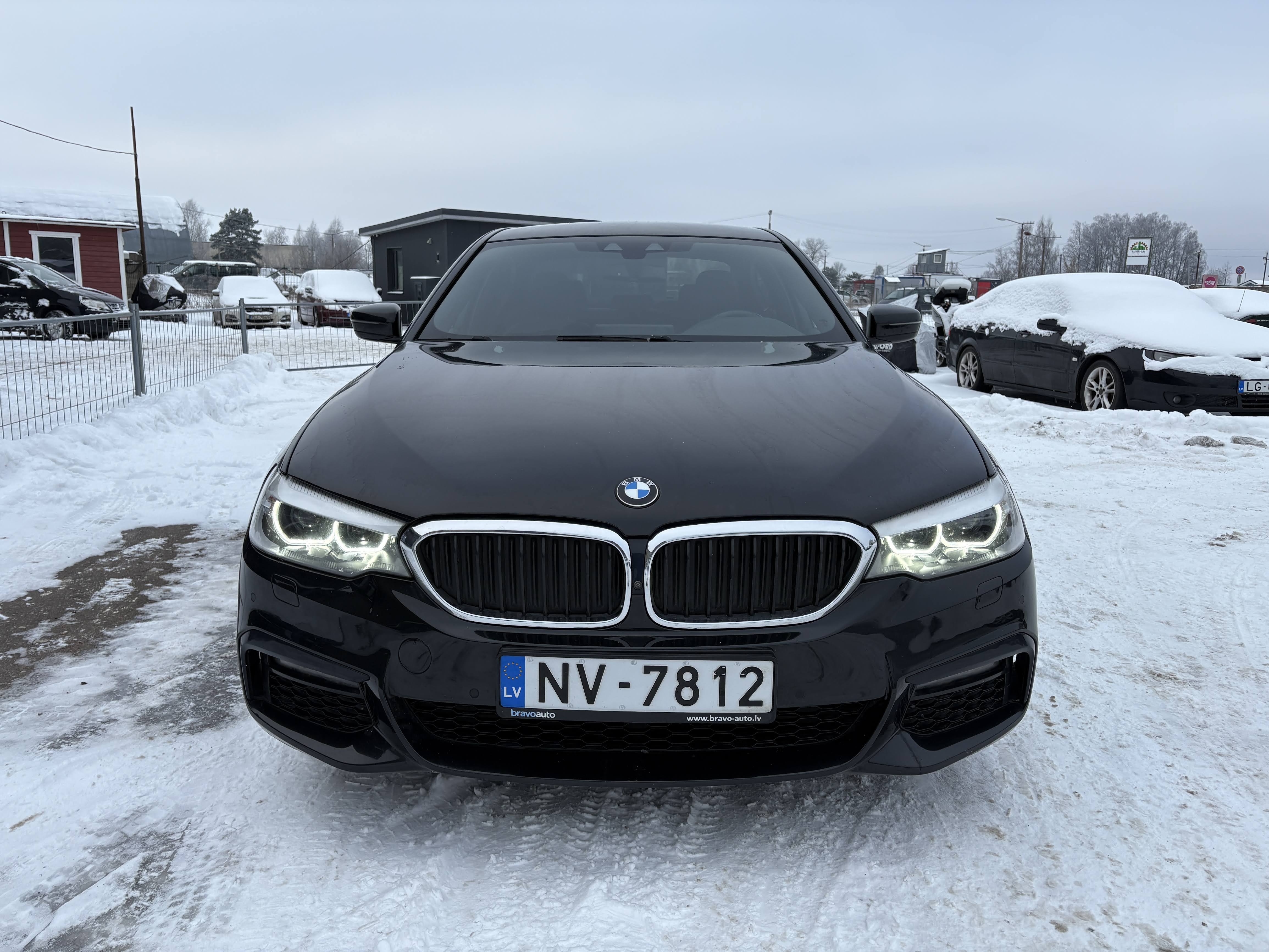 Lengvasis automobilis: BMW 520 d xDrive