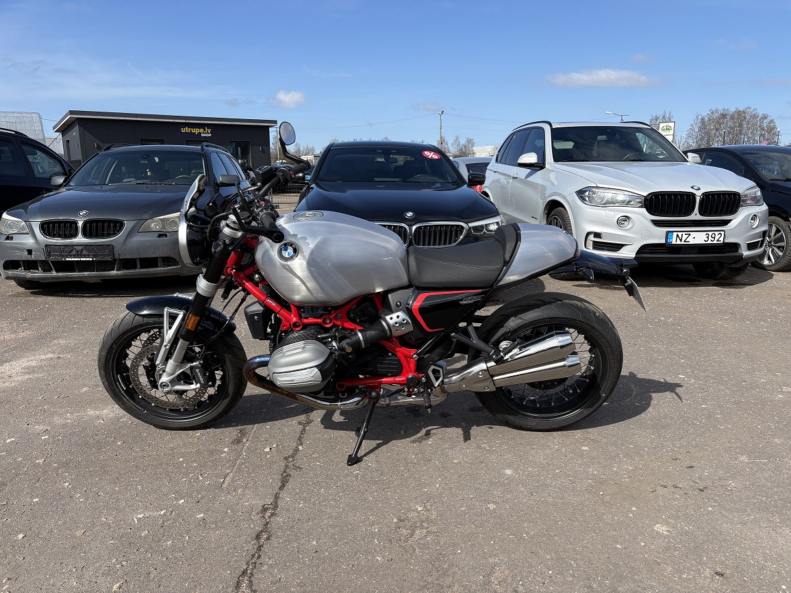 Lengvasis automobilis: BMW R 12 NINET