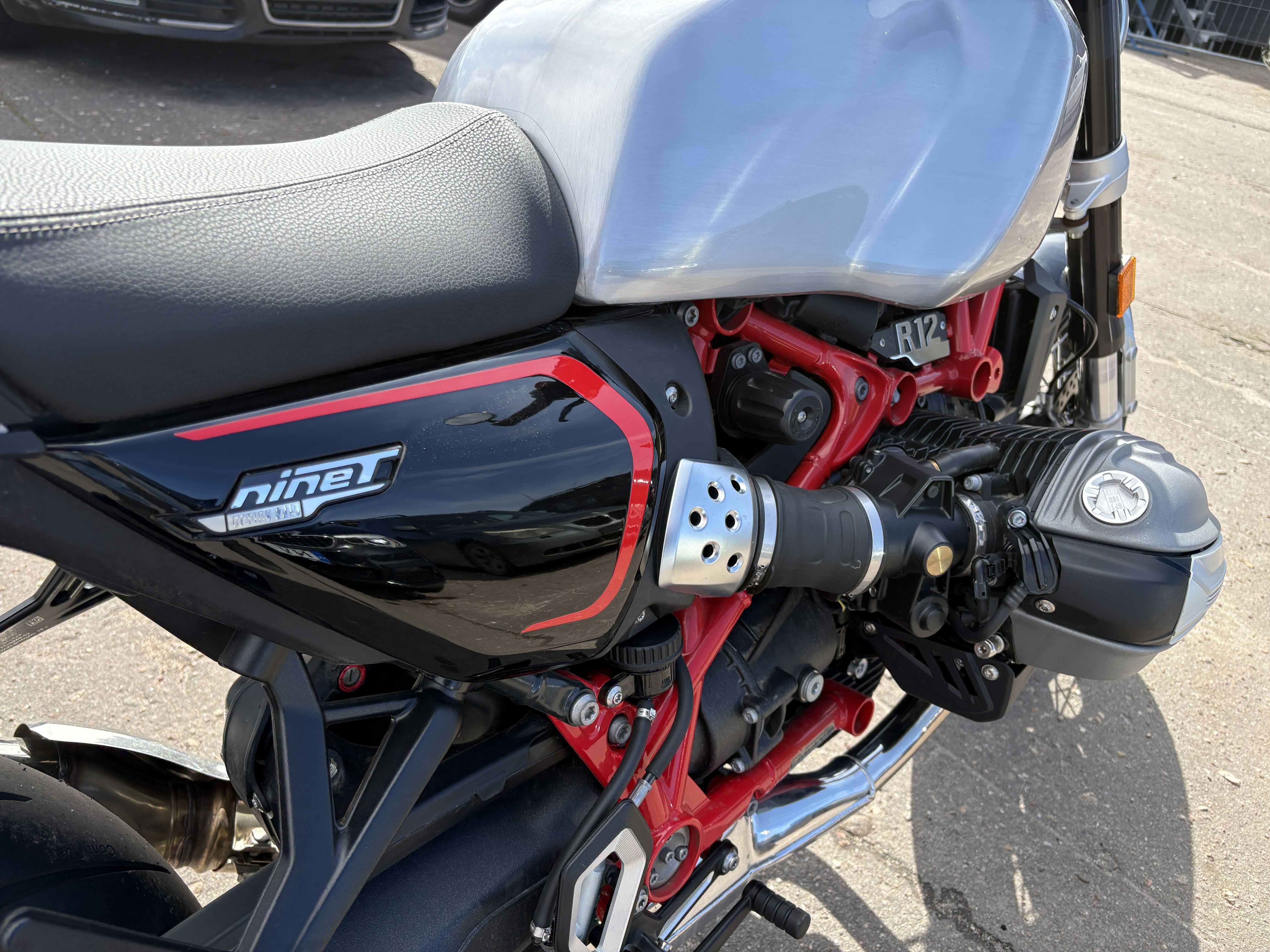 Lengvasis automobilis: BMW R 12 NINET