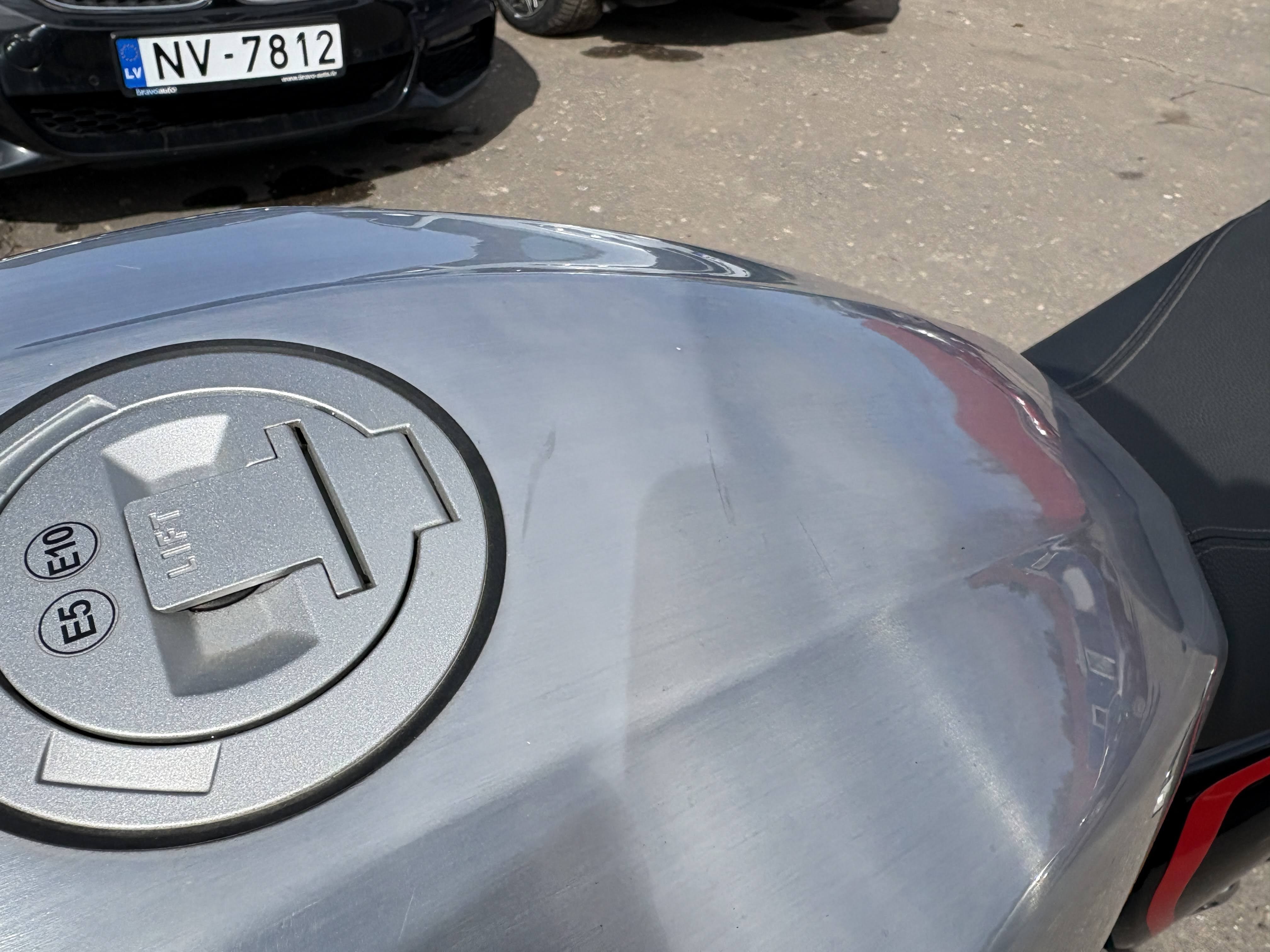Lengvasis automobilis: BMW R 12 NINET