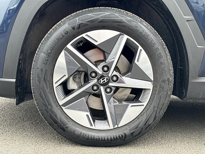 Car: Hyundai Tucson