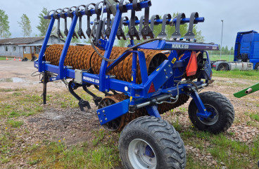 Žemės ūkio technika: Dalbo MiniMax 830