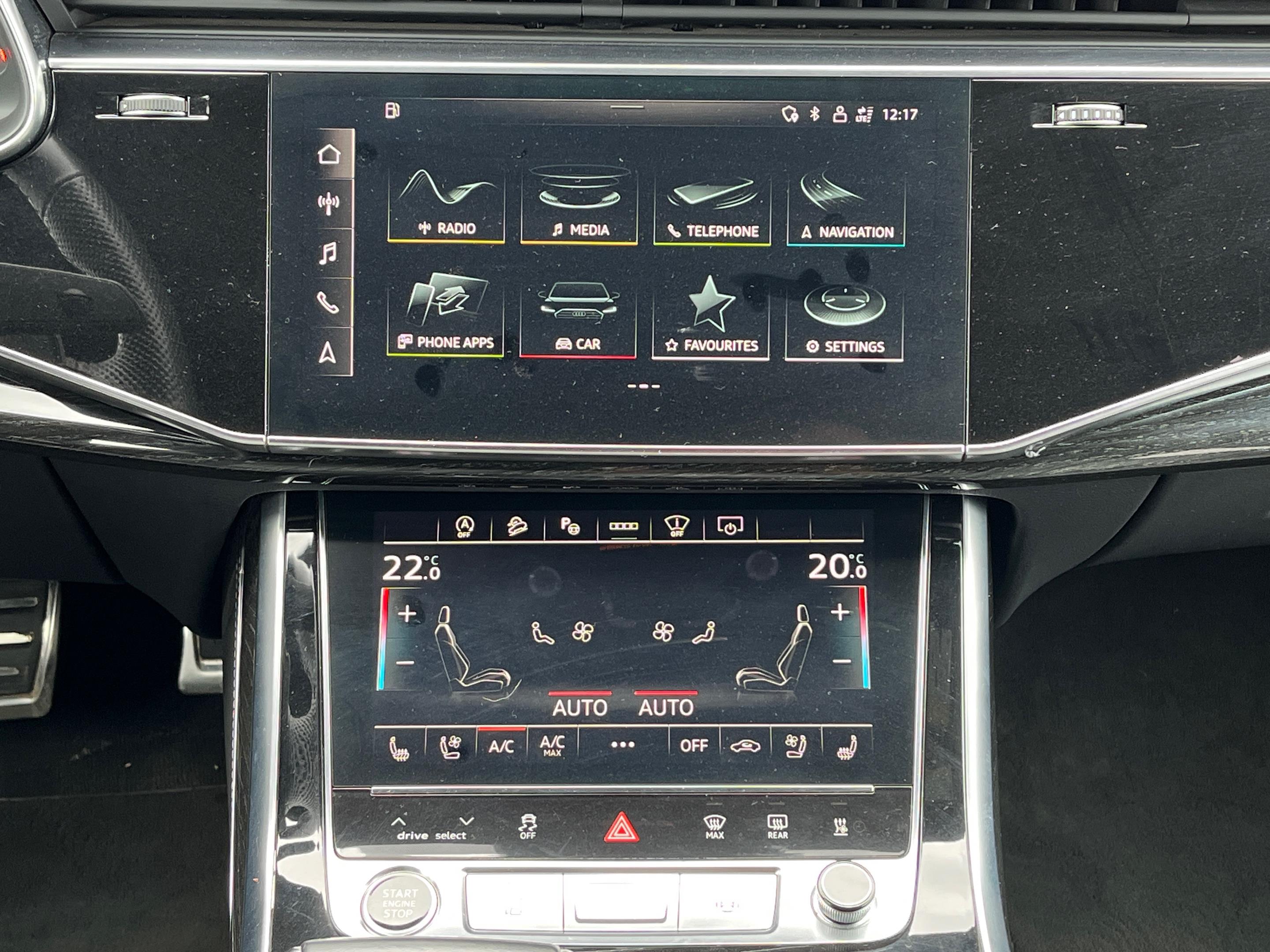 Lengvasis automobilis: Audi Q8