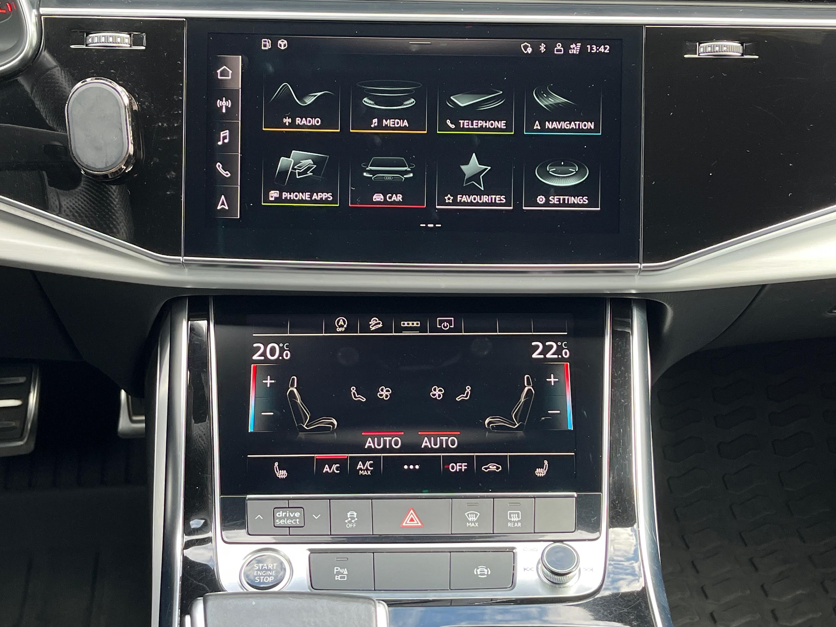 Lengvasis automobilis: Audi Q7