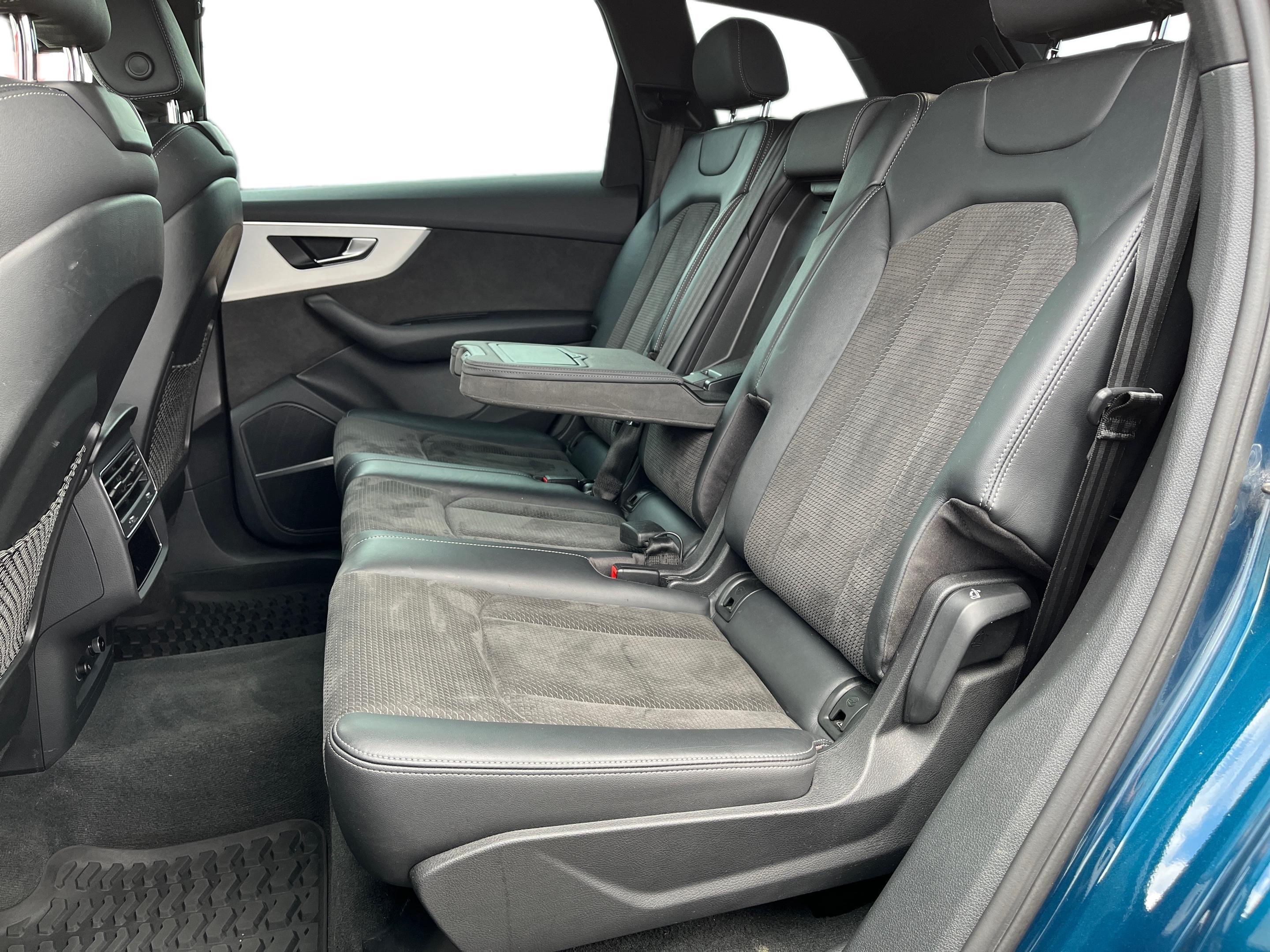 Lengvasis automobilis: Audi Q7