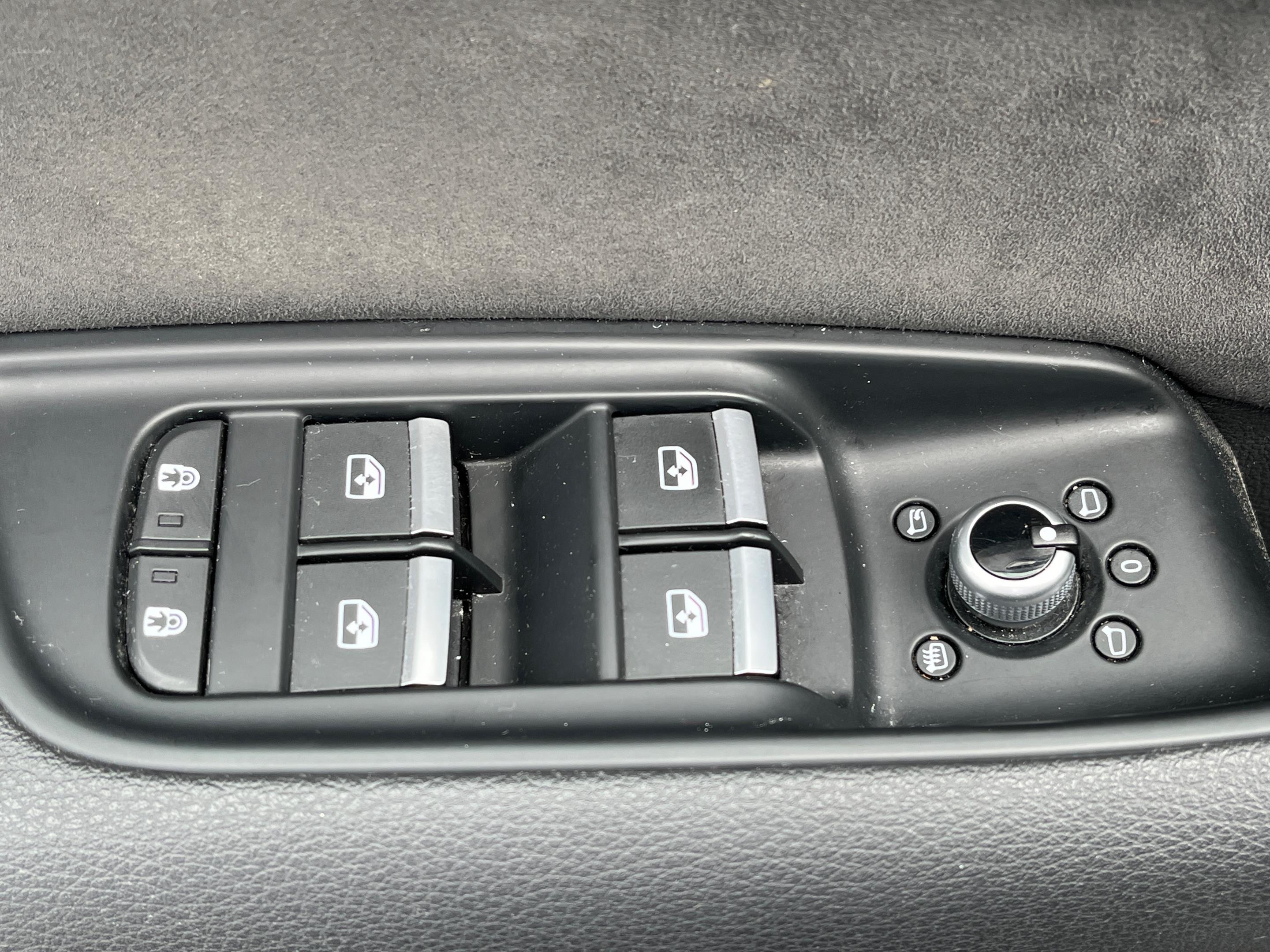 Lengvasis automobilis: Audi Q7