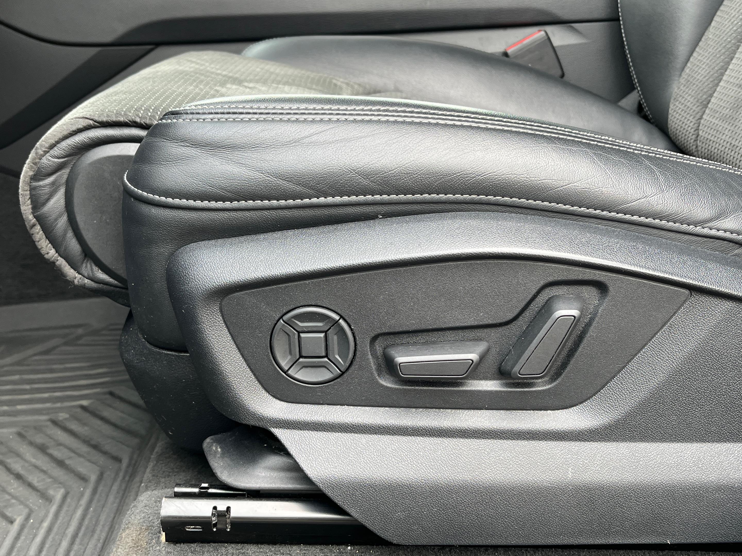 Lengvasis automobilis: Audi Q7